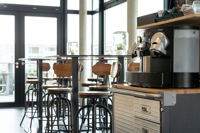 Imagen de los interiores del a2 HOTELS DENKENDORF. Foto 18