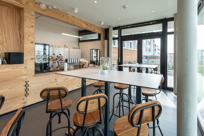 Imagen del bar/restaurante del a2 HOTELS DENKENDORF. Foto 6