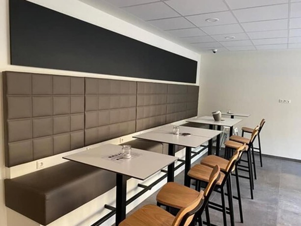 Imagen del bar/restaurante del a2 Hotels Wernau. Foto 7