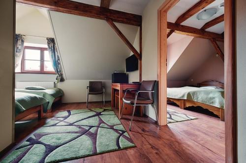 Imagen de la habitación del Żabi Dw&oacute;r - HOTEL - RESTAURACJA - SPA. Foto 9