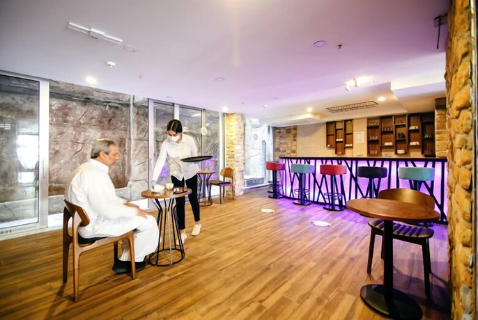 Imagen de los interiores del actuel life hotel. Foto 20