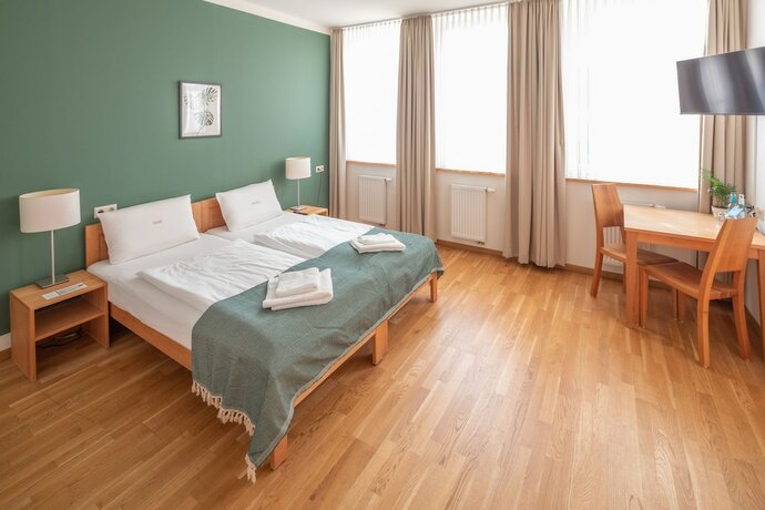 Imagen de la habitación del ahead burghotel. Foto 7