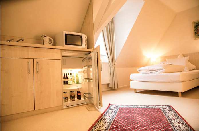 Imagen de la habitación del airhotel ROYAL. Foto 8