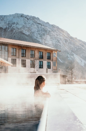 Imagen de la piscina del aja Ruhpolding. Foto 19