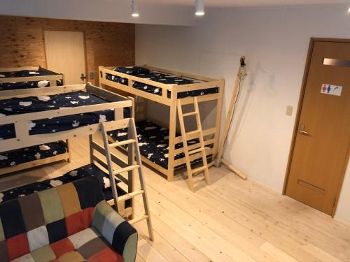 Imagen de la habitación del カフェバー&ゲストハウスennova. Foto 9