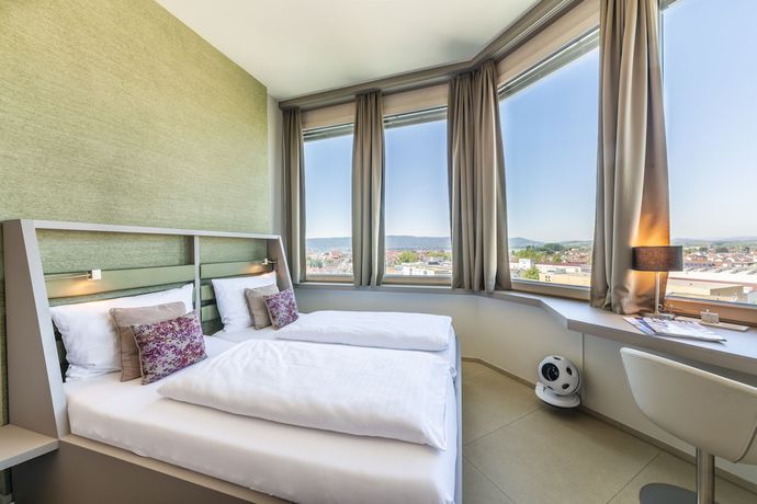Imagen de la habitación del aquaTurm Hotel plus Energie. Foto 4