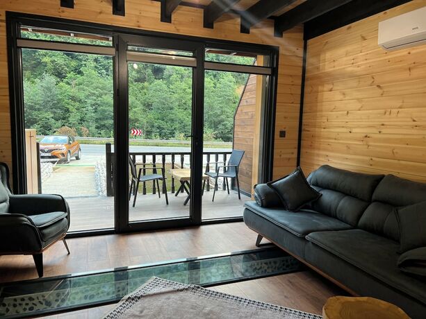 Imagen general del aquarium bungalow uzung&ouml;l. Foto 4