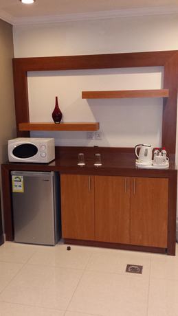 Imagen de la habitación del ashbona hotel suites. Foto 8