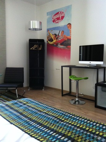 Imagen de la habitación del b11 H&ocirc;tel. Foto 6