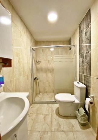 Imagen de la habitación del biglife hotel. Foto 19