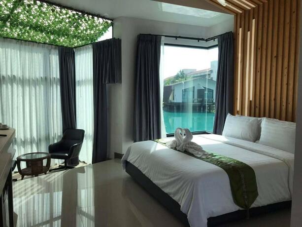 Imagen general del boathouse boutique riverside. Foto 32