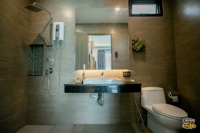 Imagen general del boathouse boutique riverside. Foto 45