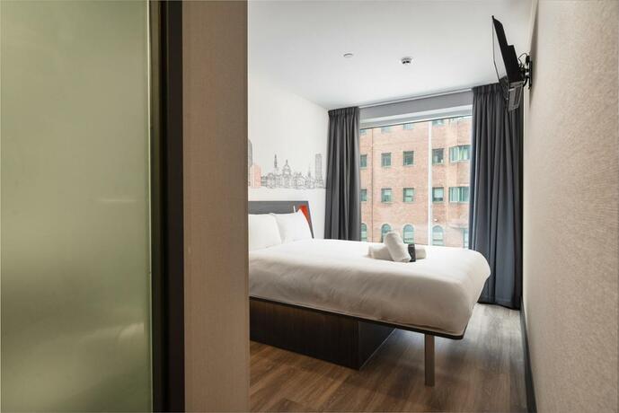 Imagen general del easyHotel Cardiff. Foto 4