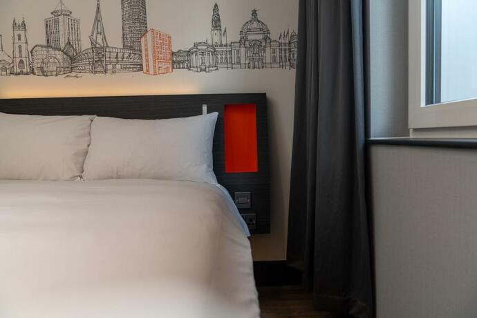 Imagen general del easyHotel Cardiff. Foto 12