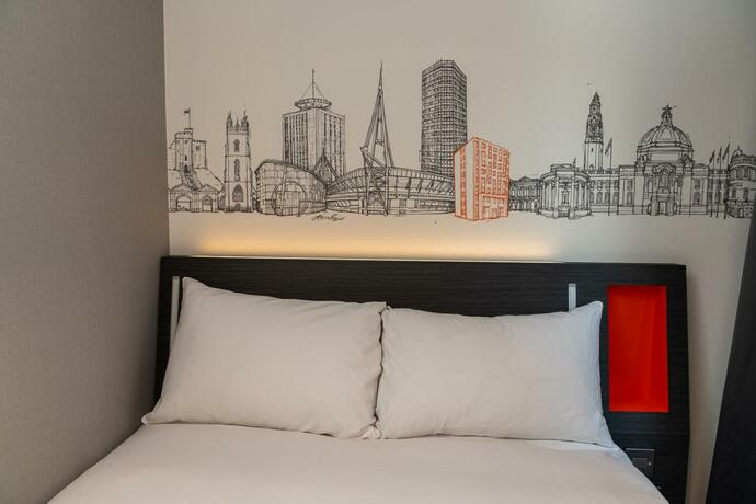 Imagen general del easyHotel Cardiff. Foto 13