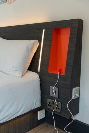 Imagen general del easyHotel Cardiff. Foto 17
