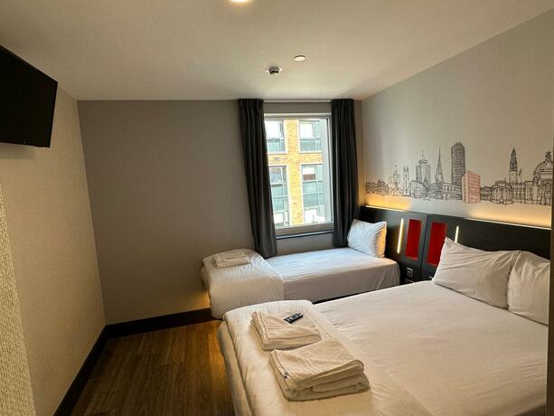 Imagen general del easyHotel Cardiff. Foto 25