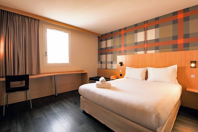Imagen de la habitación del easyHotel Marseille Euromed. Foto 13