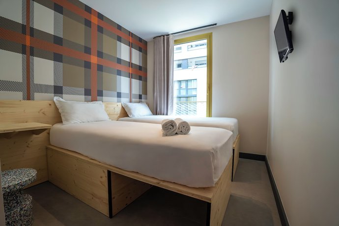 Imagen de la habitación del easyHotel Marseille Euromed. Foto 14