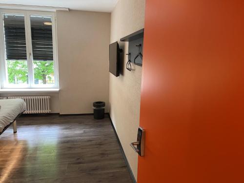 Imagen general del easyHotel Z&uuml;rich Main Station. Foto 5