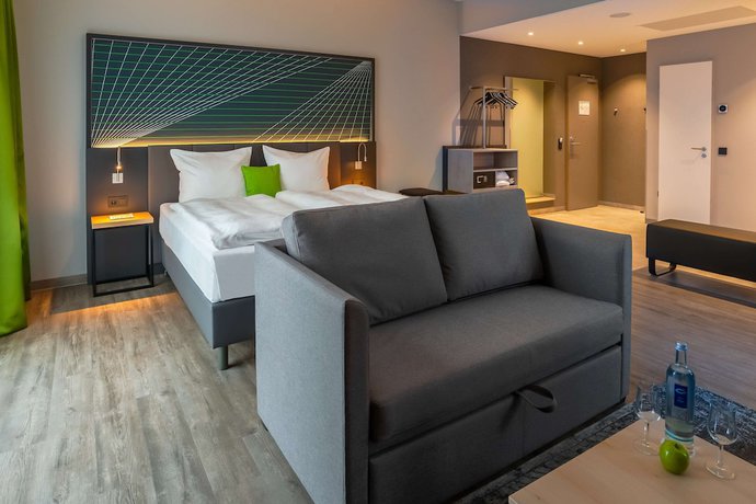 Imagen de la habitación del elaya hotel kevelaer. Foto 11