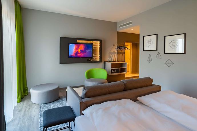 Imagen de la habitación del elaya hotel kevelaer. Foto 15