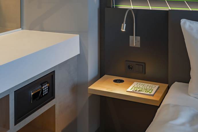 Imagen de la habitación del elaya hotel kevelaer. Foto 18