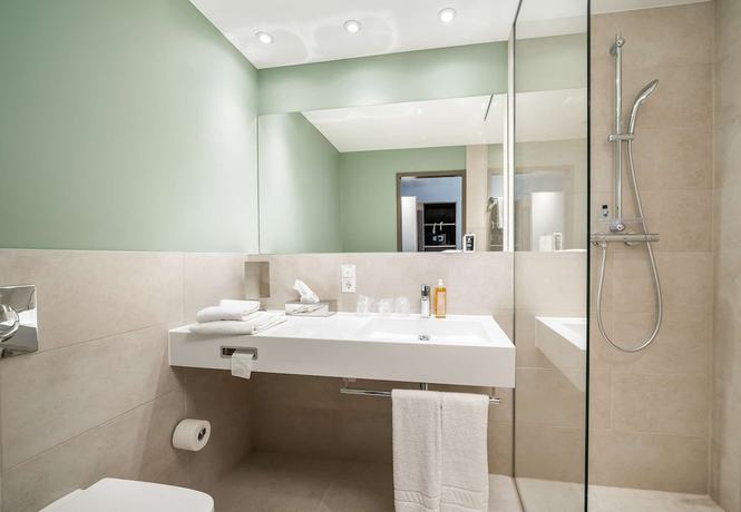 Imagen de la habitación del elaya hotel oberhausen. Foto 7