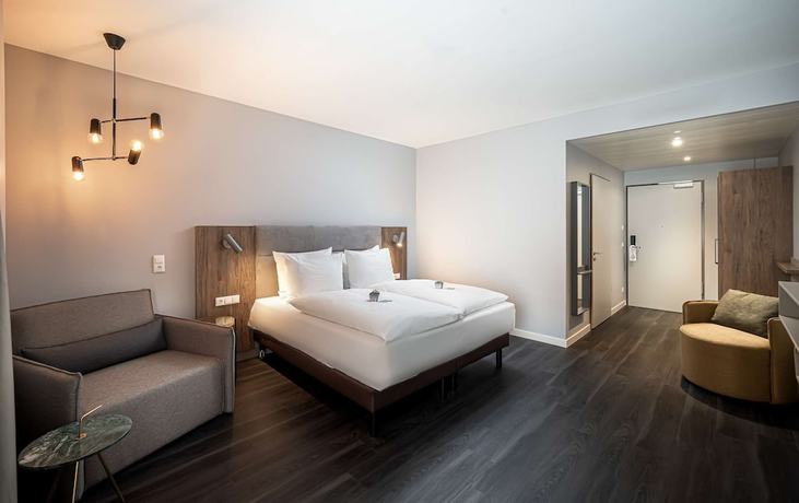 Imagen de la habitación del elaya hotel oberhausen. Foto 8