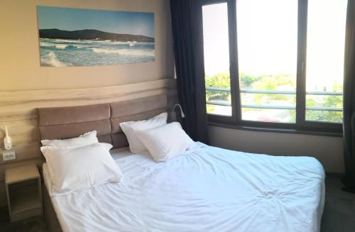 Imagen de la habitación del euroHOTEL Primorsko. Foto 16