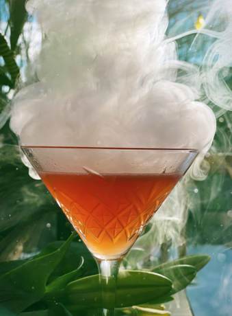 Imagen del bar/restaurante del feels Beach Club Hotel. Foto 10