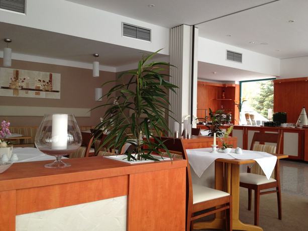 Imagen del bar/restaurante del gut-Hotel Pommernhotel Barth. Foto 8