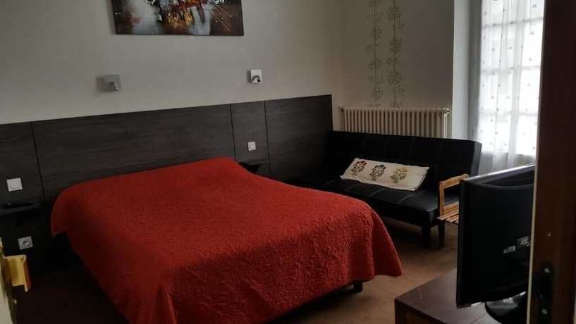 Imagen de la habitación del h&ocirc;tel du Puy d Alon. Foto 4