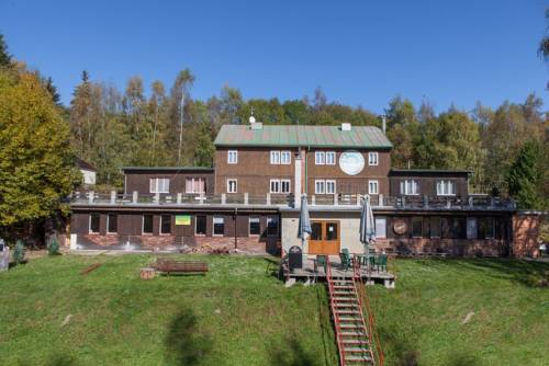 Imagen de la habitación del horsk&aacute; chata na slun&iacute;čku. Foto 2