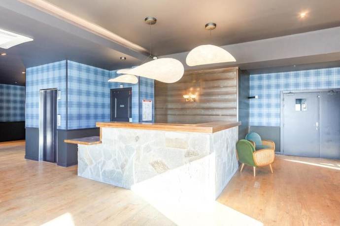 Imagen de los interiores del hotel Turan. Foto 14