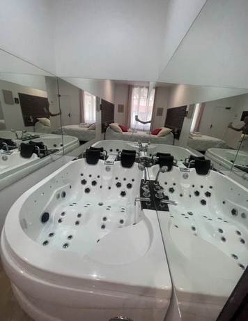 Imagen de la habitación del hotel du parc canal. Foto 2