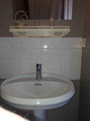 Imagen de la habitación del hotel le Normand. Foto 5