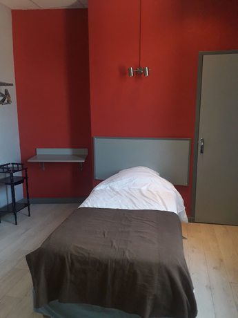 Imagen de la habitación del hotel le Normand. Foto 9