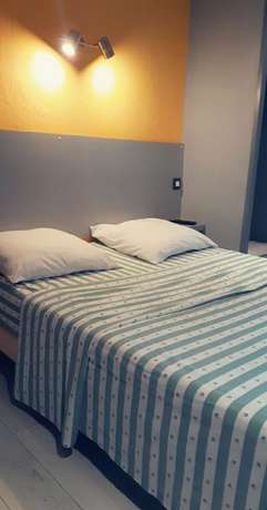 Imagen de la habitación del hotel le Normand. Foto 17