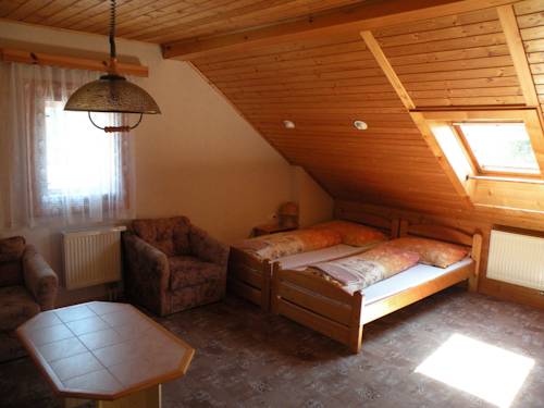 Imagen de la habitación del hotel lesní dům. Foto 5