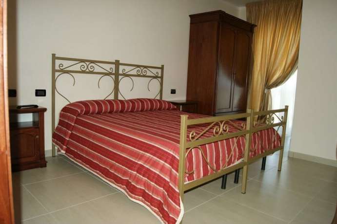 Imagen de la habitación del hotel parrilla. Foto 11