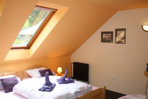 Imagen de la habitación del hotel tetř&iacute;vek. Foto 2