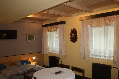 Imagen de la habitación del hotel tetř&iacute;vek. Foto 7