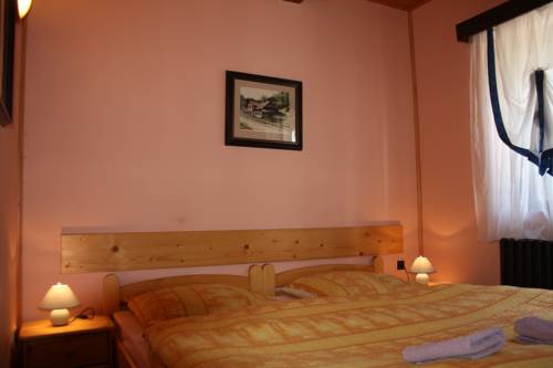 Imagen de la habitación del hotel tetř&iacute;vek. Foto 11