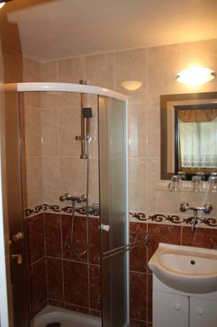 Imagen de la habitación del hotel tetř&iacute;vek. Foto 14