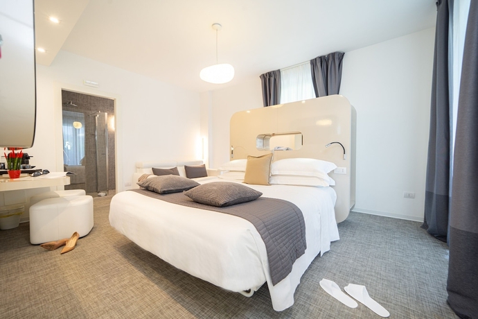 Imagen de la habitación del iConic Wellness Resort. Foto 3