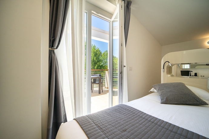 Imagen de la habitación del iConic Wellness Resort. Foto 5