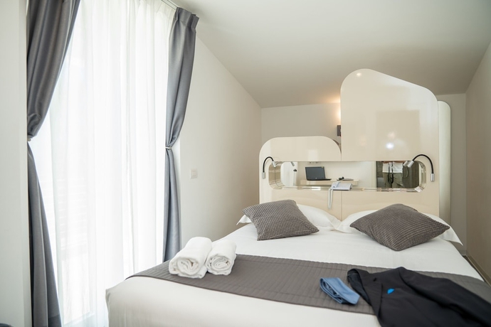 Imagen de la habitación del iConic Wellness Resort. Foto 11