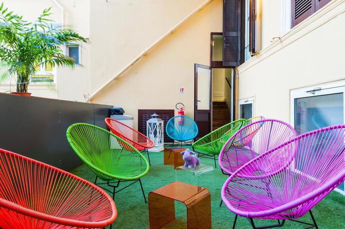 Imagen de los interiores del iRooms Campo dei Fiori. Foto 6