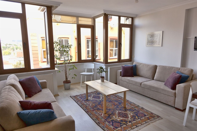 Imagen de los interiores del iskele boutique. Foto 15